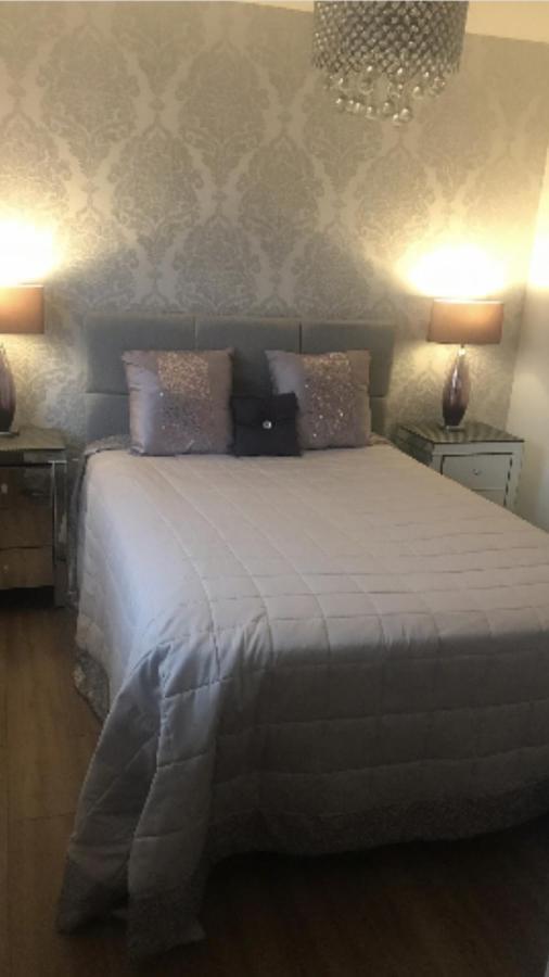 Double Room With En-Suite. Central For North West Rainhill Ngoại thất bức ảnh